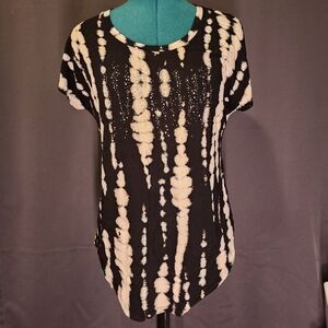 3/$20 B.L.E.U. Black and White Tie-Dye Top